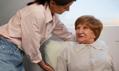 Aspectos Positivos de Contratar una Cuidadora de Ancianos a través de una Empresa de Ayuda a Domicilio