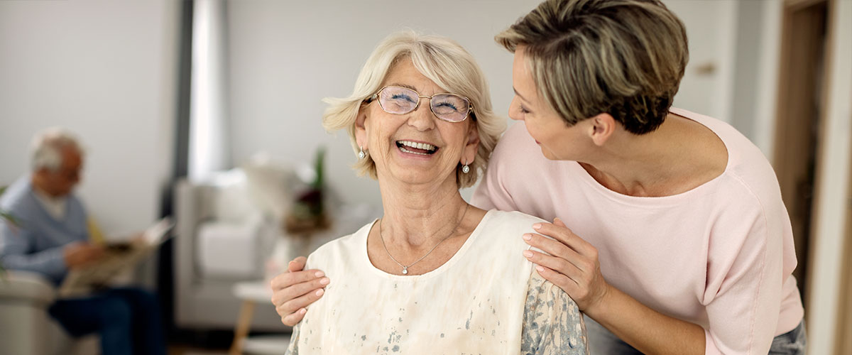 ¿Cuáles son los límites para las tareas de una cuidadora de ancianos?