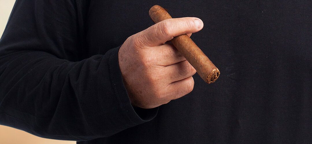 Cuidado de personas mayores ante el consumo de tabaco