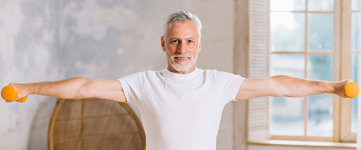 Ejercicios para personas mayores en casa