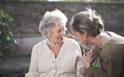 Consejos para el cuidado de personas mayores antes y después del COVID-19