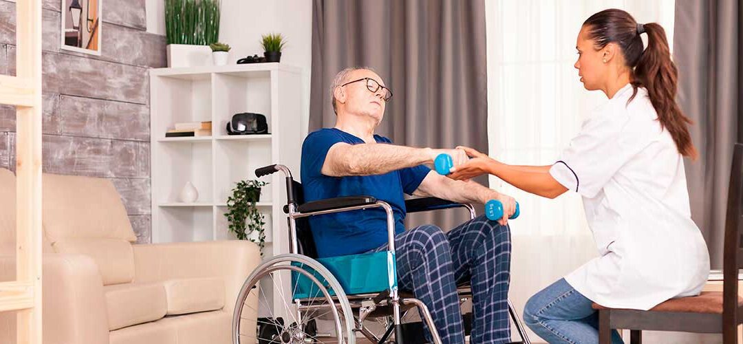 Cuidadoras a domicilio, ¿cómo introducir al cuidador por primera vez?